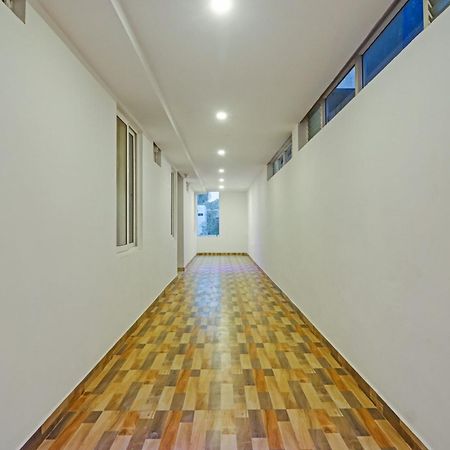 Townhouse Che Sigma Hotell Hyderabad Exteriör bild