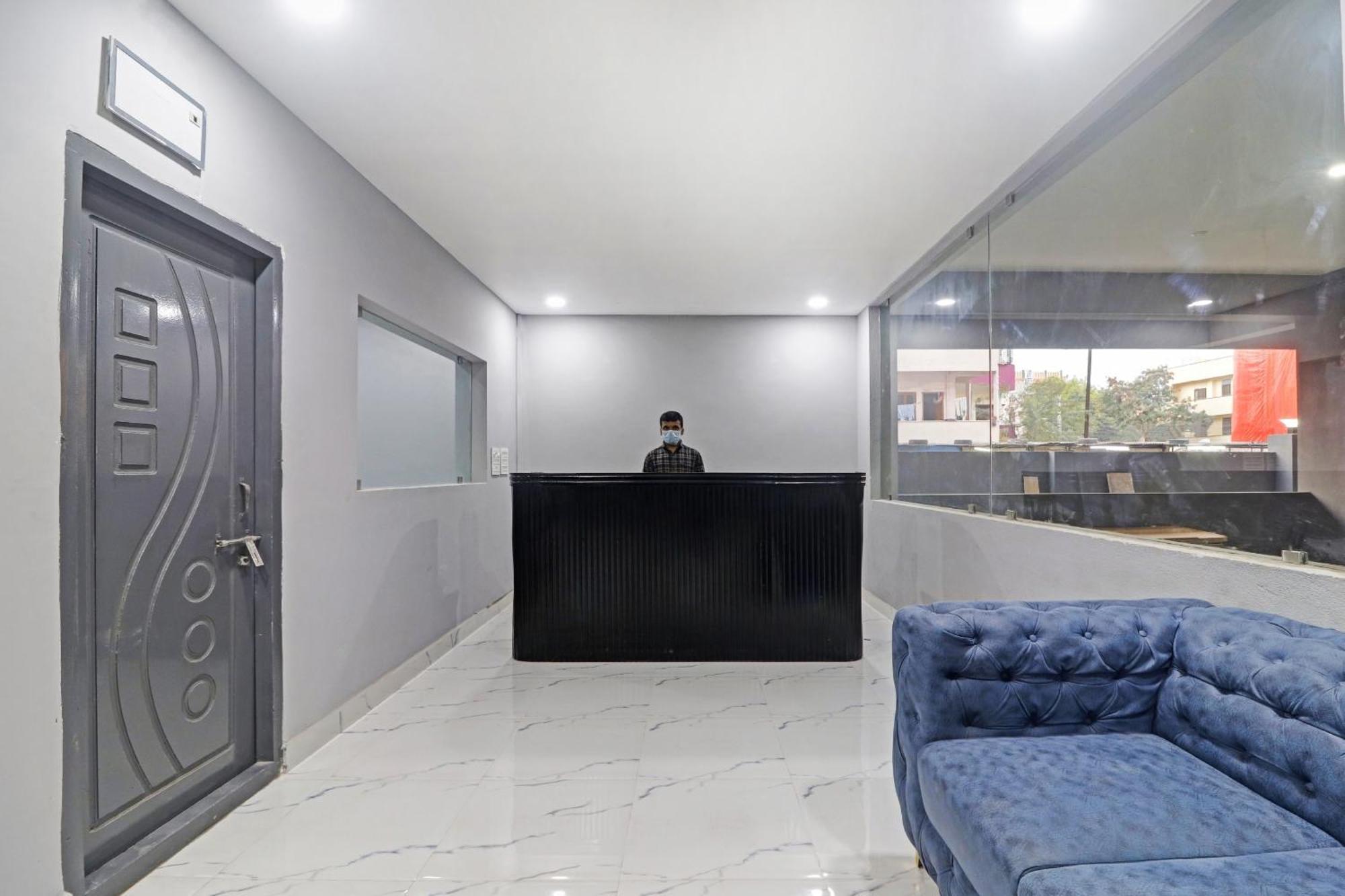 Townhouse Che Sigma Hotell Hyderabad Exteriör bild
